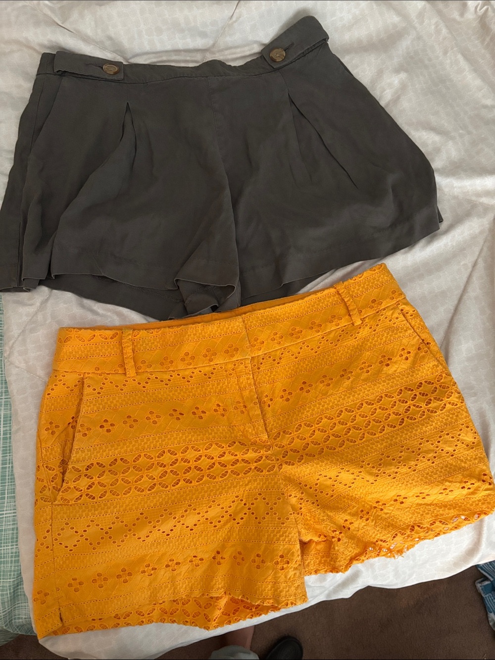 Loft Orange Eyelet Skort & Dark Green Banana Republic Overlay Short Set BUNDLE